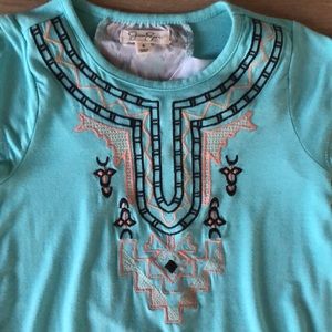 Size 6 Beautiful shirt! Not the dress